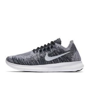 NIKE Free RN Flyknit Sneakers